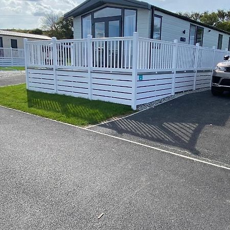 New Quay Riverwood Lodge מראה חיצוני תמונה