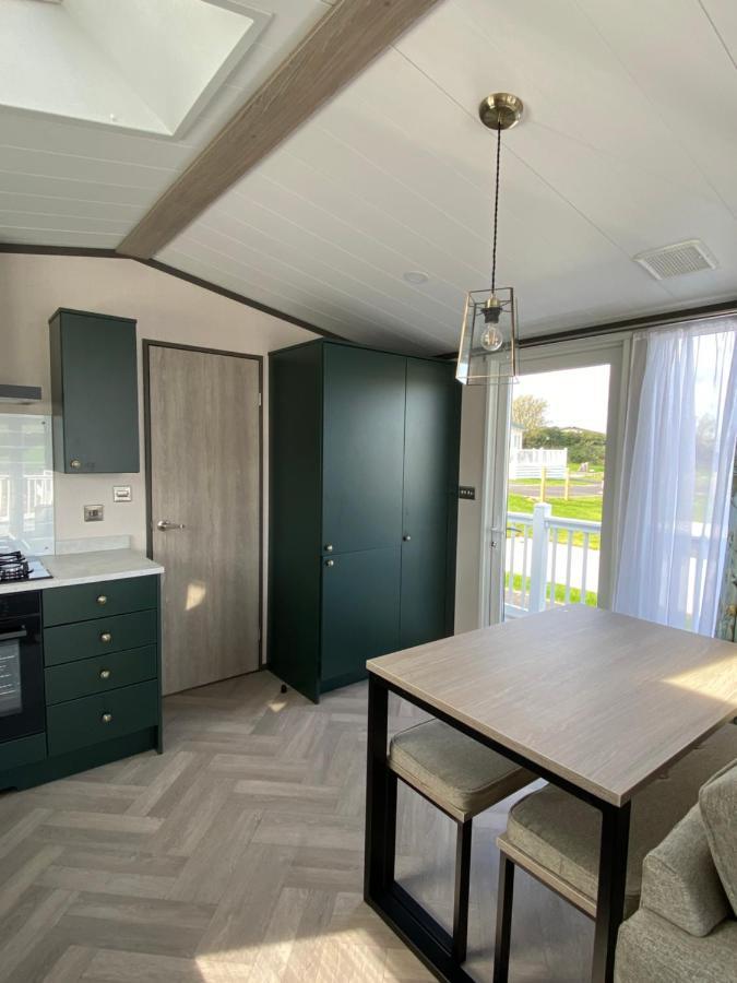 New Quay Riverwood Lodge מראה חיצוני תמונה