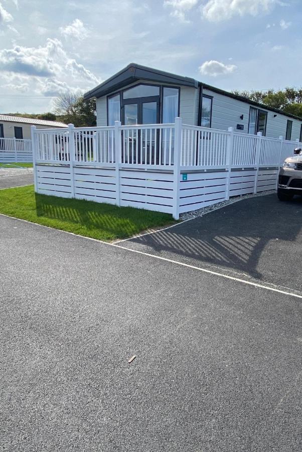 New Quay Riverwood Lodge מראה חיצוני תמונה
